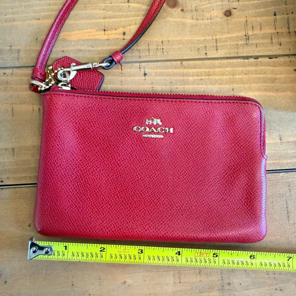 Coach Corner Zip Wristlet Red Pebbled Leather Gold Hardware Small Wallet